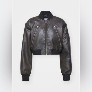 2nd day cropped Black genuine Leather Bomber Jacket detachable sleeves size 6